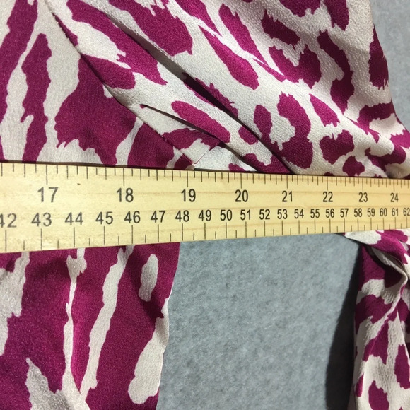 Womens NWOT Entro Blouse Button Up Animal Print Colorful Work Office Career - Picture 6 of 6